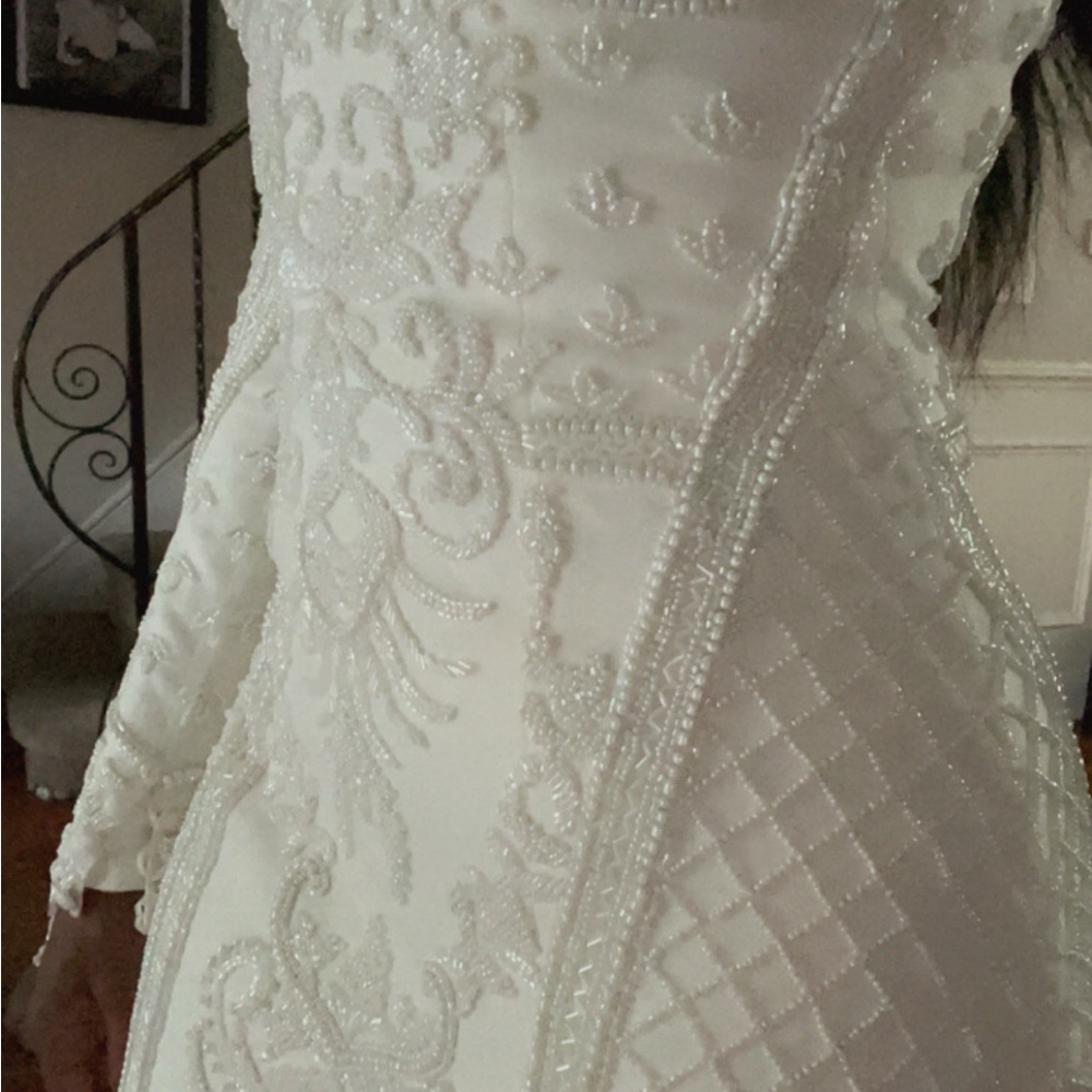New Pic & Video added*** Zian Couture custom made wedding dress. - Picture 7 of 12